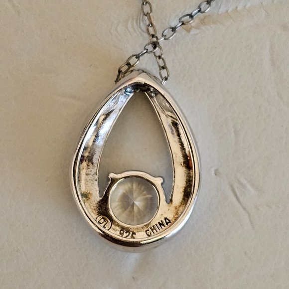1 CT 925 STERLING SILVER "DIAMOND"  CZ  TEARDROP NECKLACE PENDANT - Picture 3 of 6